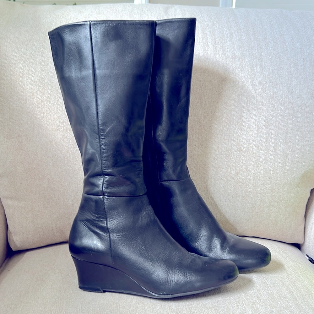 Nurture tall boots.